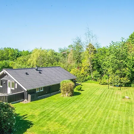 Ferienhaus 4 Star In Borkop *
